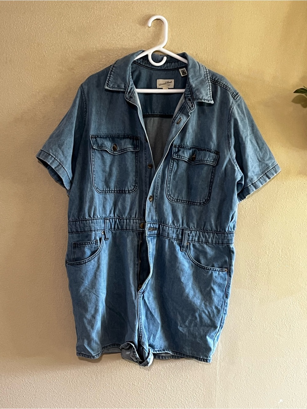Universal Thread Women's Blue Denim Short Jumpsuit
